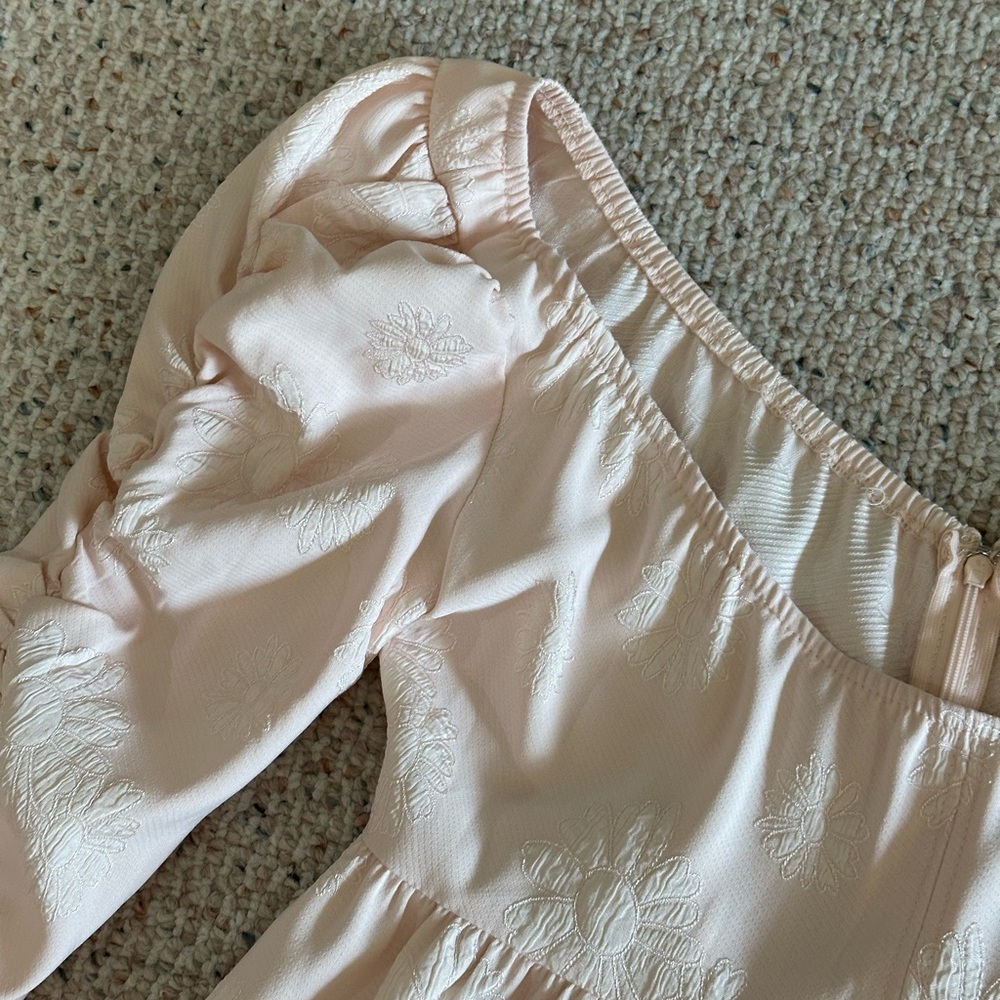 H&M Light Pink floral puff sleeve dress from - Picture 4 of 6